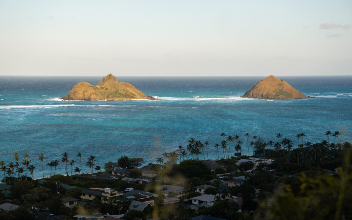 Lanikai Pillbox hike