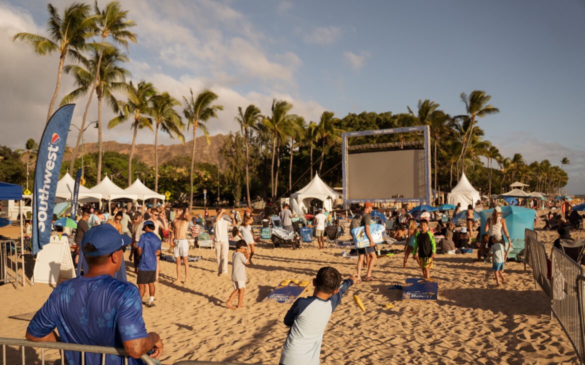 games at the sunset on the beach event